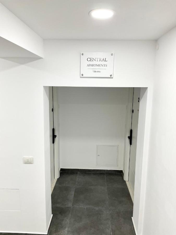 Central Studio Apartment 1, Тирана Экстерьер фото