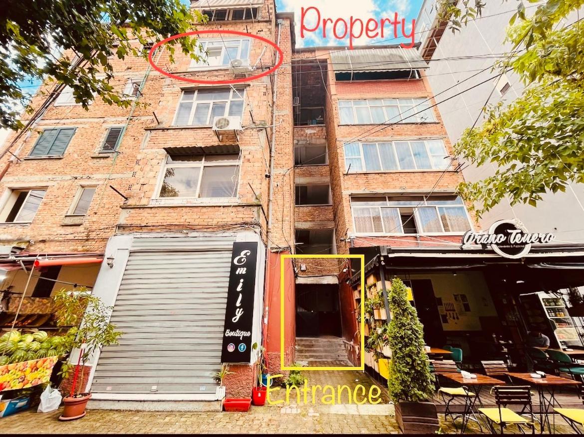 Central Studio Apartment 1, Тирана Экстерьер фото